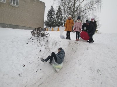 Зимние игры и развлечения