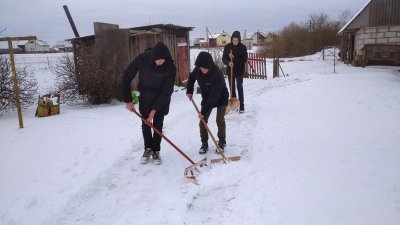 Дапамога адзінокім састарэлым людзям