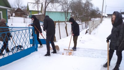 Дапамога адзінокім састарэлым людзям