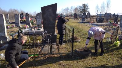 В память о погибшем односельчанине