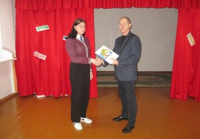 Вручение книг "Я - гражданин Республики Беларусь"