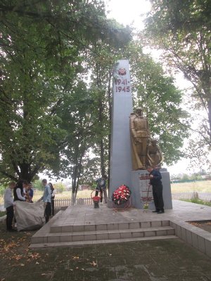 Волонтёрская акция «Памятник»